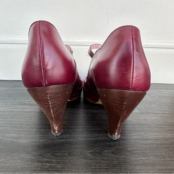 John Fluevog Women’s Teapots Sencha T-Strap Leather Heels Burgundy 8 - Picture 4 of 10